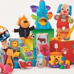 Brinquedos e roupas são necessários, seja solidário
